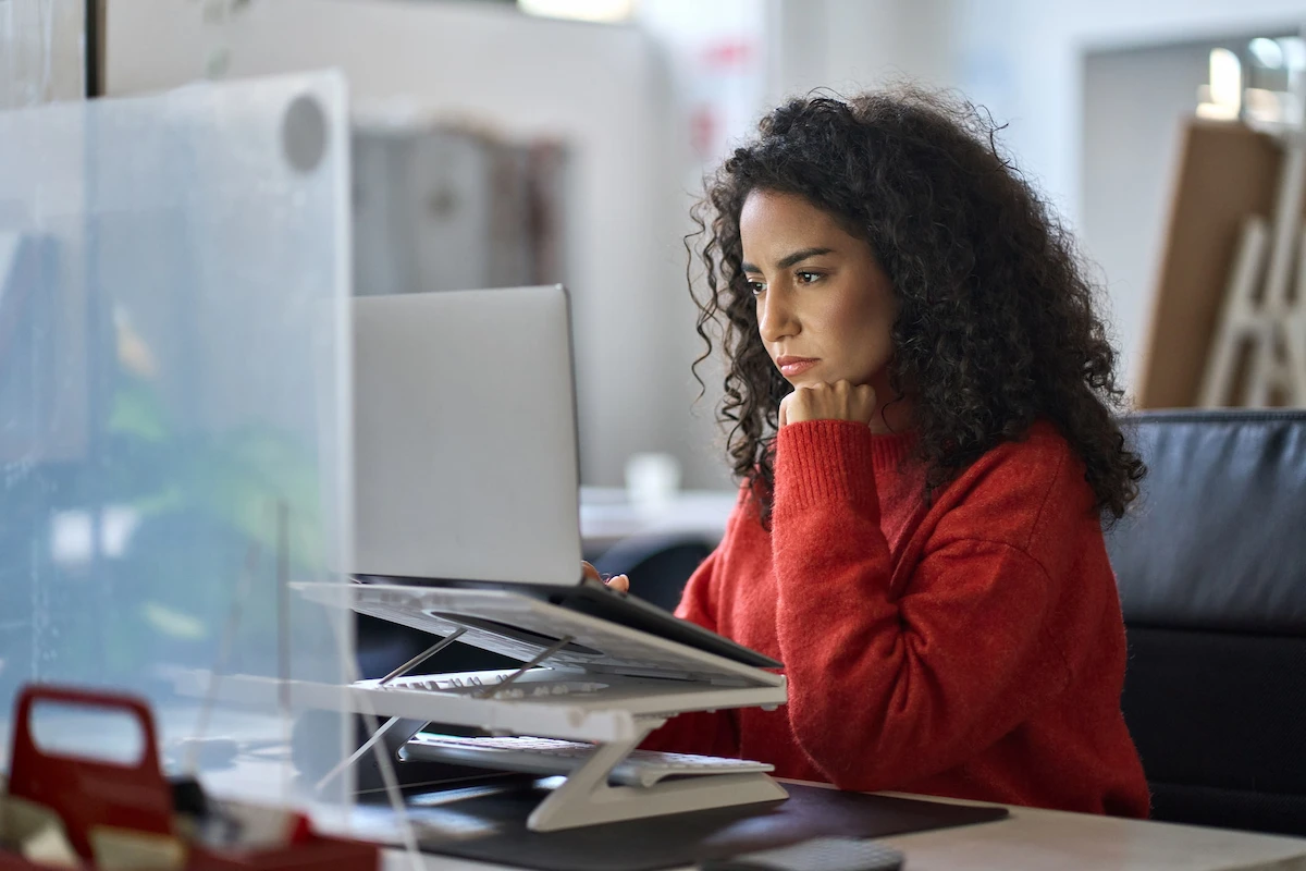 Data scientist working in her desk, using Seeq